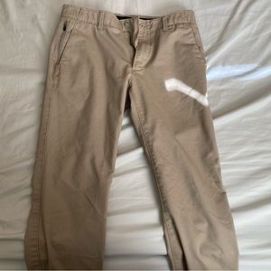 Eddie Bauer khakis 32 x 32